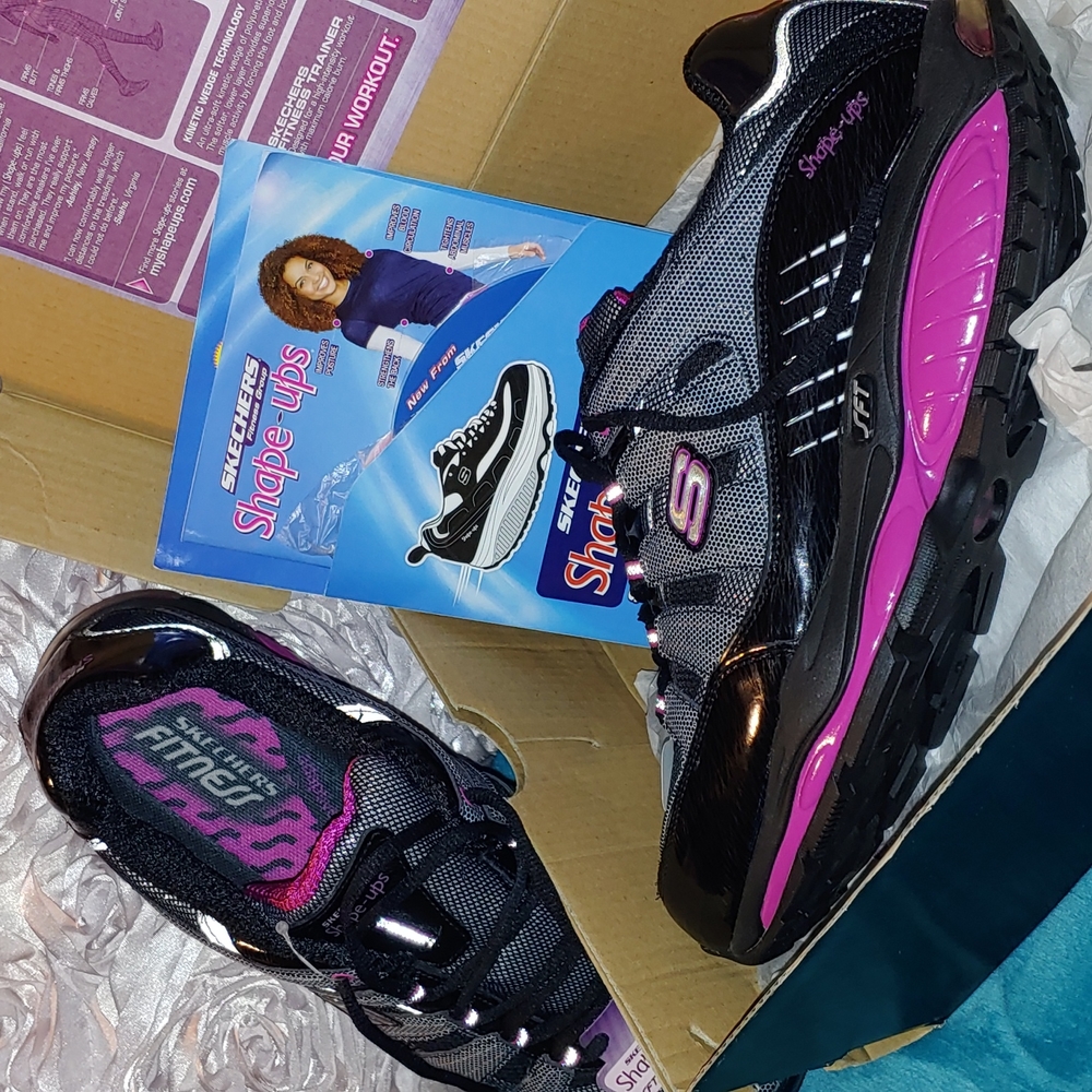 Brand new Skechers shape ups